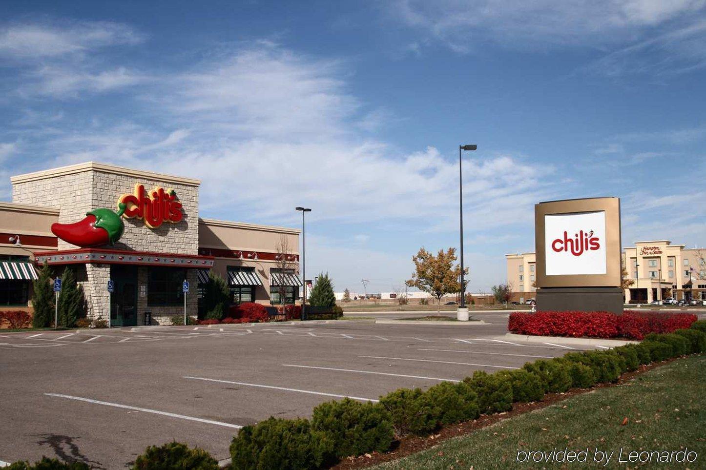 Hampton Inn & Suites Wichita-Northeast Servicios foto
