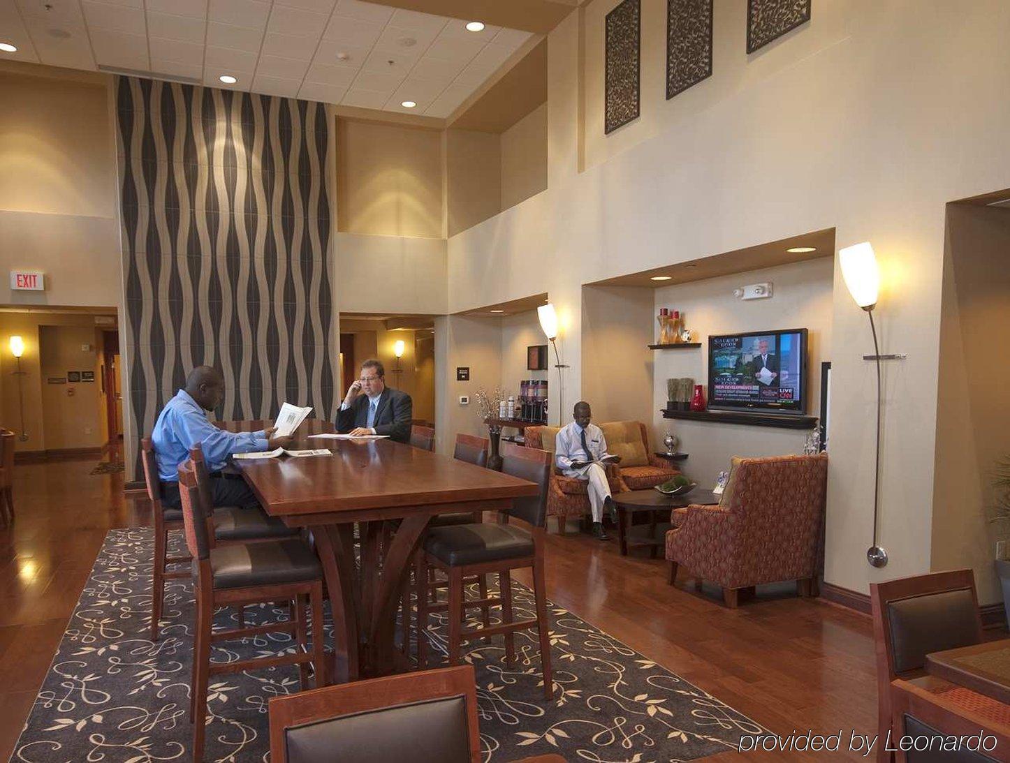 Hampton Inn & Suites Wichita-Northeast Restaurante foto