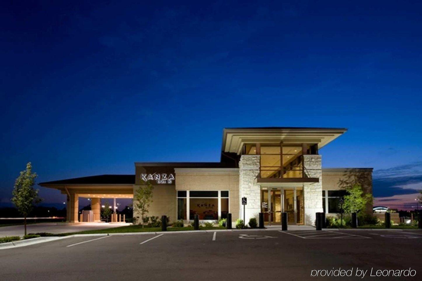 Hampton Inn & Suites Wichita-Northeast Servicios foto