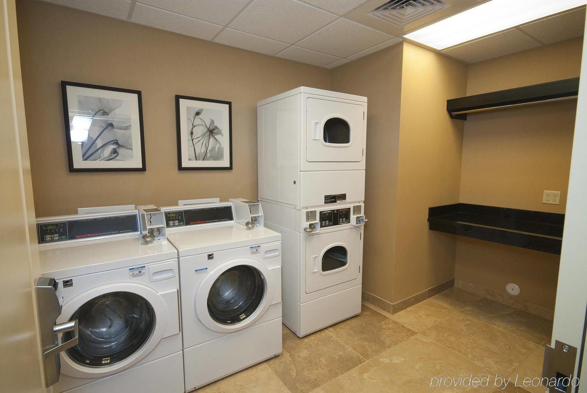 Hampton Inn & Suites Wichita-Northeast Facilidades foto
